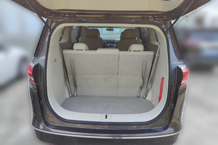 Used Buick GL8 2017 ES 28T Comfort Model China V Standard
