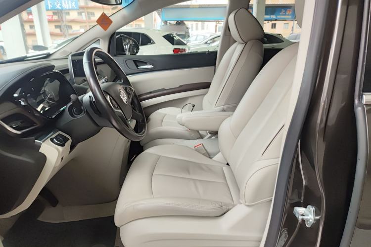 Used Buick GL8 2020 Land Business Class 652T Luxury Model
