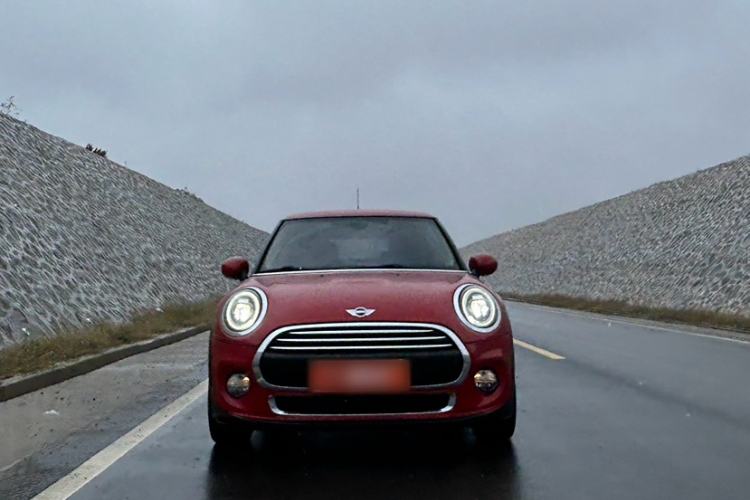 Used  MINI 2016 1.2T ONE Pioneer Edition
