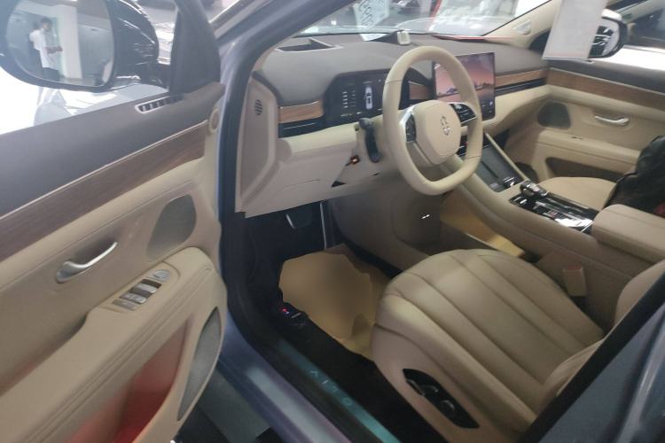 Used Hima AITO M7 2024 1.5T Rear-Drive Plus Version 5 Seats
