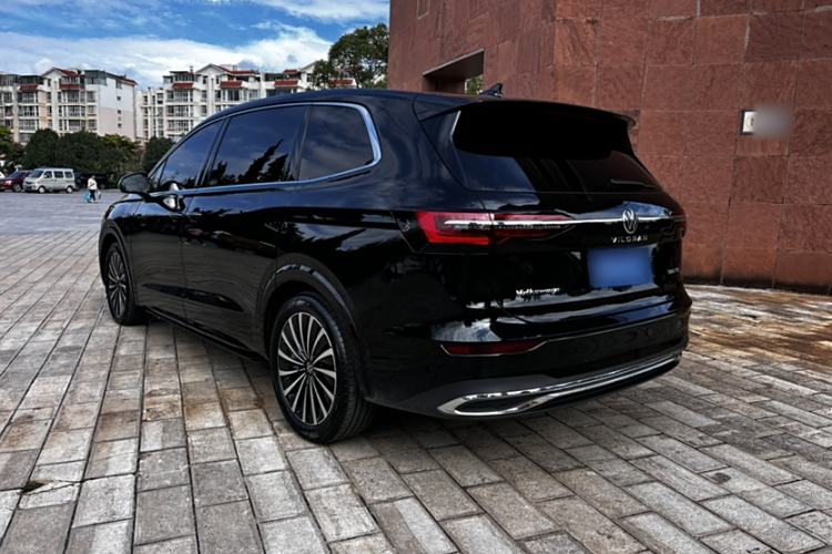 Used Volkswagen Viloran 2024 380TSI Premium Edition
