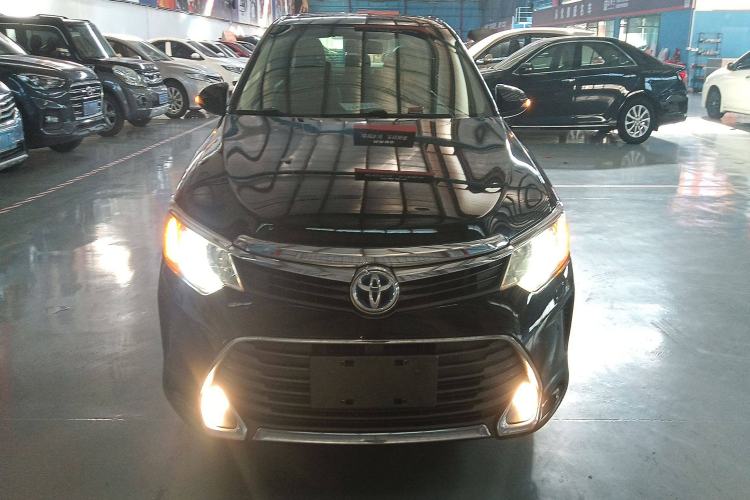 Used Toyota Camry 2015 Dual-Engine 2.5 HG Luxury Navigation Edition
