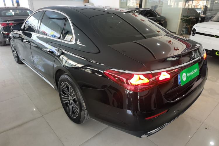Used Mercedes-Benz E-Class 2025 E 260 L
