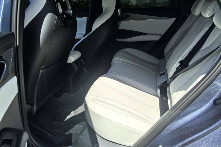 Used BYD Seal 06 New Energy 2024 DM-i 80KM Prestige Model
