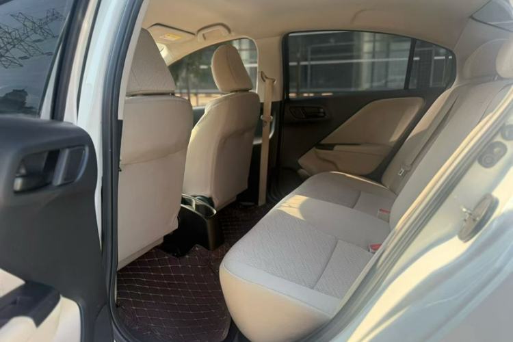 Used Honda Greiz 2016 1.5L CVT Classic Edition