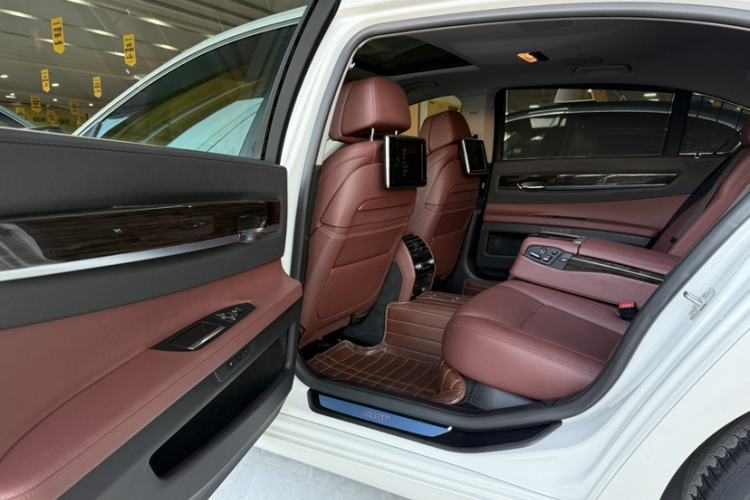 Used BMW 7 Series 2013 740Li xDrive
