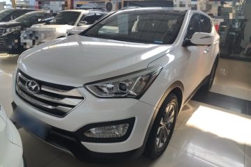 Used Hyundai Santa Fe 2015 2.0T Automatic Two-Wheel Drive Smart Version 5 Seats