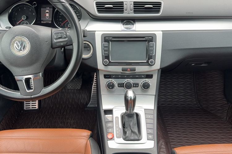 Used Volkswagen FAW-Volkswagen CC 2013 2.0 TSI Ultimate Model
