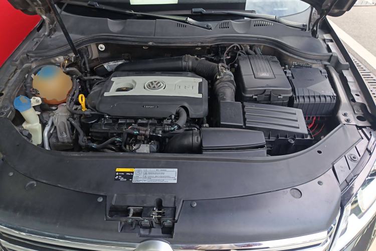 Used Volkswagen Magotan 2016 1.8TSI Luxury Comfort Model