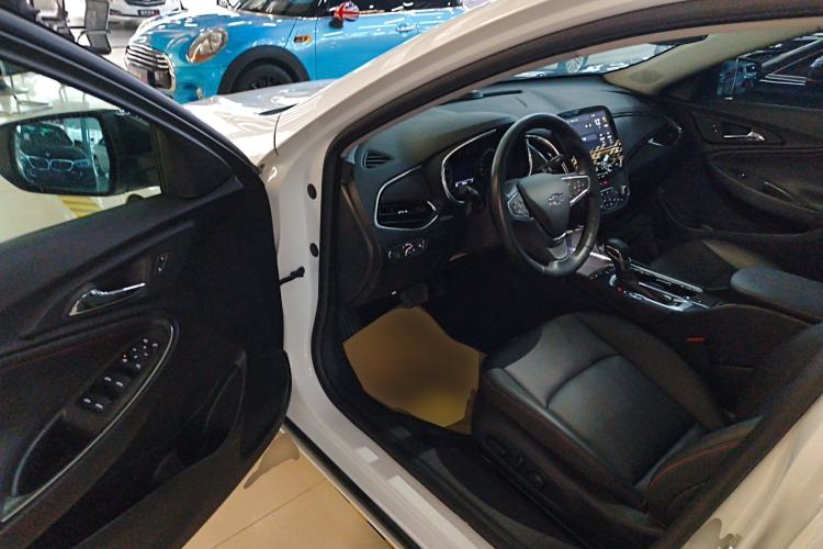 Used Chevrolet Malibu XL 2023 Redline 2.0T Sporty Edition