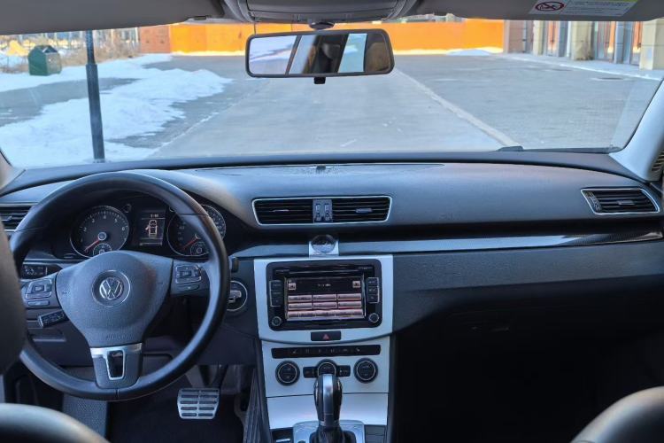 Used Volkswagen Magotan 2013 2.0 TSI Luxury Model
