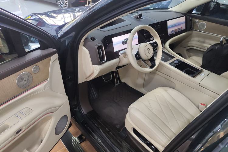 Used Hima AITO M9 2024 Range-Extended Max Edition 42 kWh 6-Seater Version