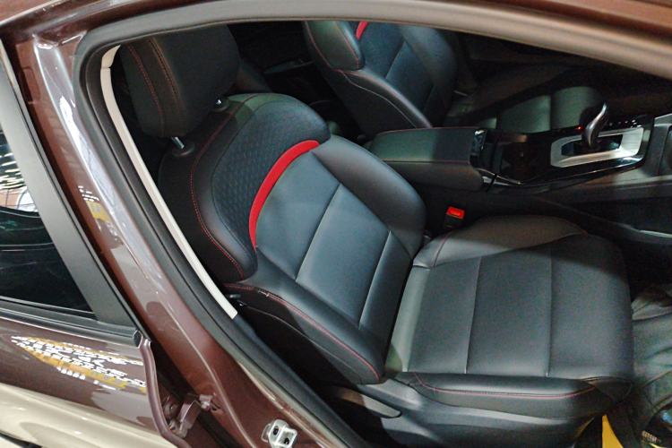 Used MG 5 2021 Revised 300TGI DCT Qingshè Luxurious Enjoyment Edition
