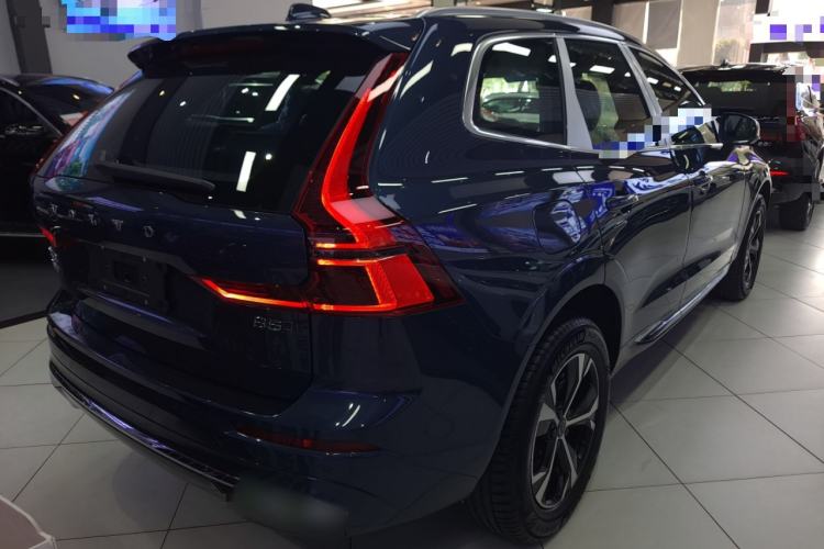 Used Volvo XC60 2026 B5 4x4 Smart Luxury Edition