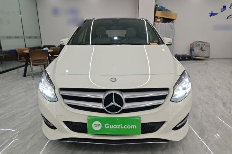 Used Mercedes-Benz B-Class 2015 B 200 Fashion Model