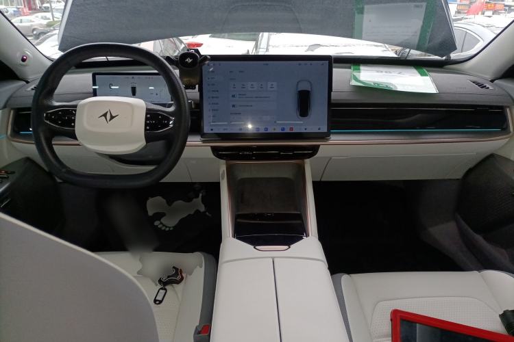 Used  eπ007 2024 Pure Electric 530 Air Edition
