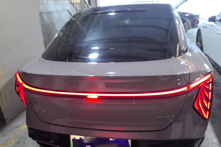 Used Hongqi EH7 2024 690 Pro
