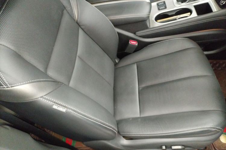 Used Nissan Murano 2019 2.5L XL Two-Wheel Drive Smart Connect Luxury Edition China VI Standard