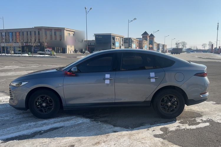 Used BYD Qin PLUS 2025 DM-i Smart Drive 55KM Leading Model
