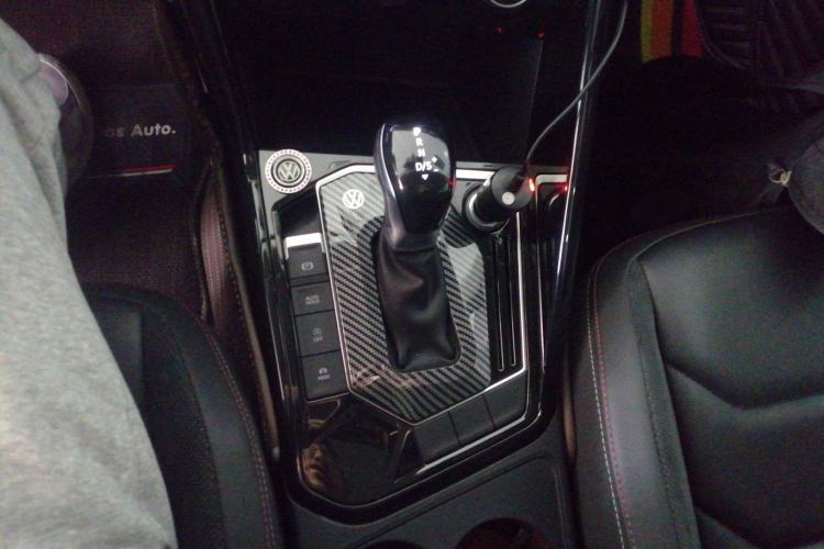 Used Volkswagen Tayron 2019 330TSI Two-Wheel Drive Luxury Model China VI Standard