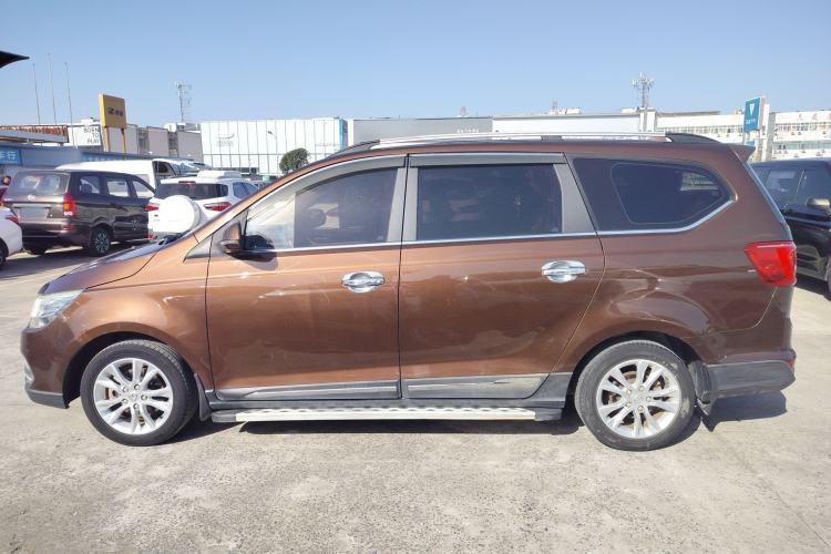 Used Baojun 730 2016 1.5L Manual Comfort Version 7 Seats China V Emission Standard