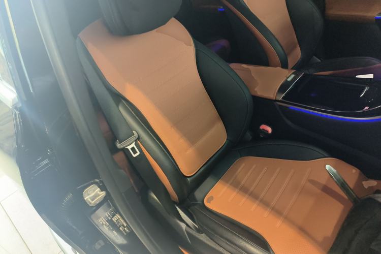 Used Mercedes-Benz GLC 2024 GLC 300 L 4MATIC Dynamic Edition 5-seater
