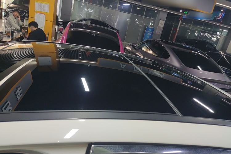 Used Mercedes-Benz E-Class New Energy 2021 E 350 e L Plug-in Hybrid Sports Sedan
