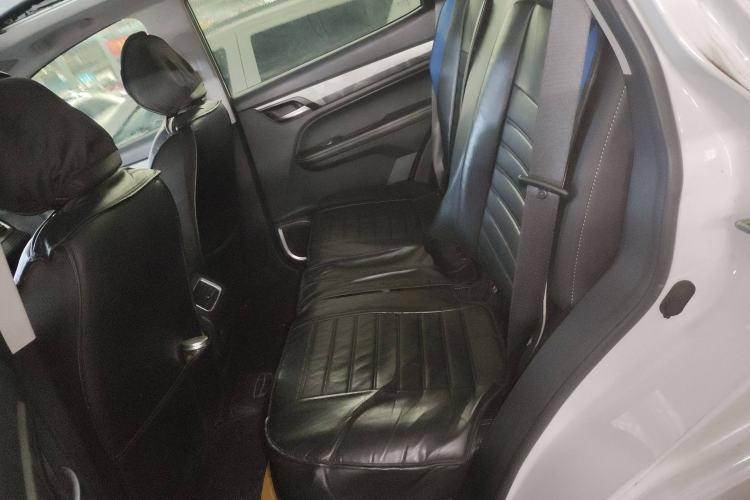 Used Geely Auto Vision X6 2021 PRO 1.4T Manual Luxury Model
