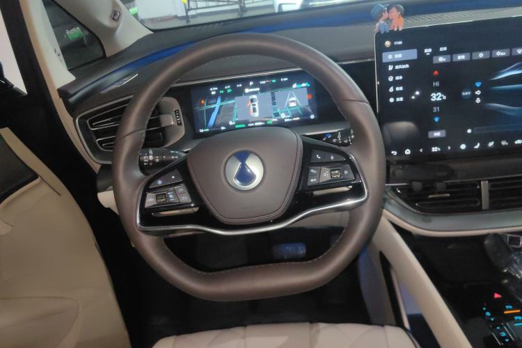 Used Denza D9 2024 DM-i 980 Four-Wheel Drive Flagship Model
