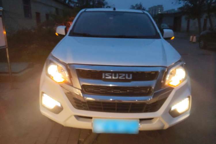 Used Isuzu JLM 2022 2.8T Classic Diesel 4x4 Comfort Version Standard Wheelbase JE493ZLQ6E
