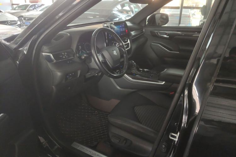 Used Toyota Crown Kluger 2021 2.5L HEV Four-Wheel Drive Premium Edition
