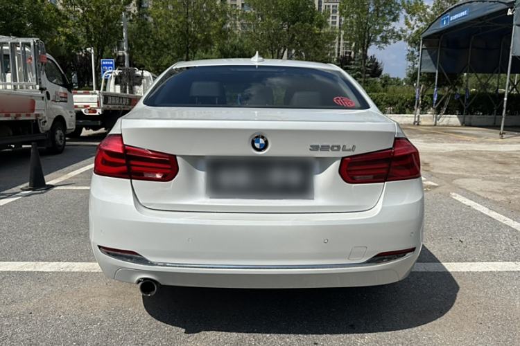 Used BMW 3 Series 2016 320Li Ambition Model
