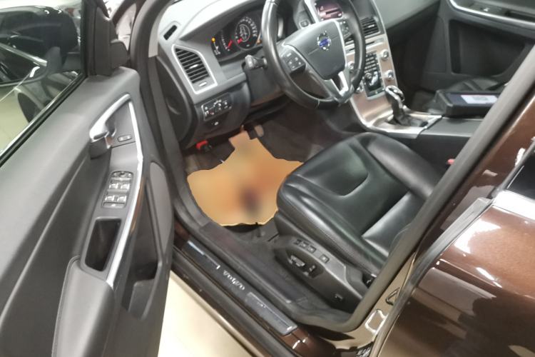 Used Volvo XC60 2017 T5 AWD Smart Upgrade Edition