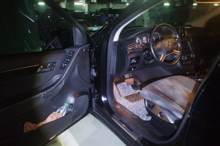 Used Mercedes-Benz R-Class 2017 R 320 4MATIC Business Edition Prestige Model