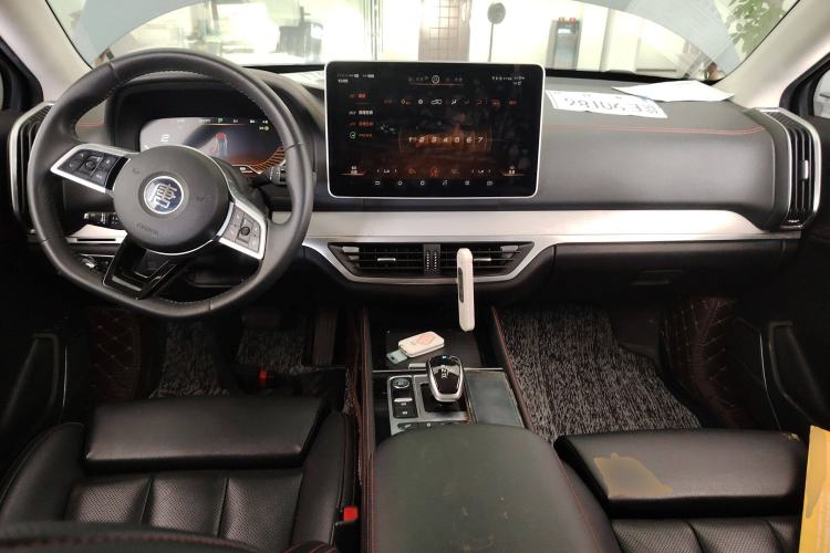 Used BYD Tang New Energy 2018 DM 2.0T All-Wheel Drive Smart Connect Elite 7-Seater China V Emission Standard
