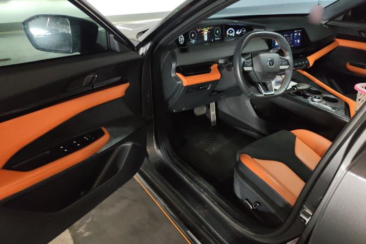 Used Changan UNI-V 2023 2.0T Sport Edition
