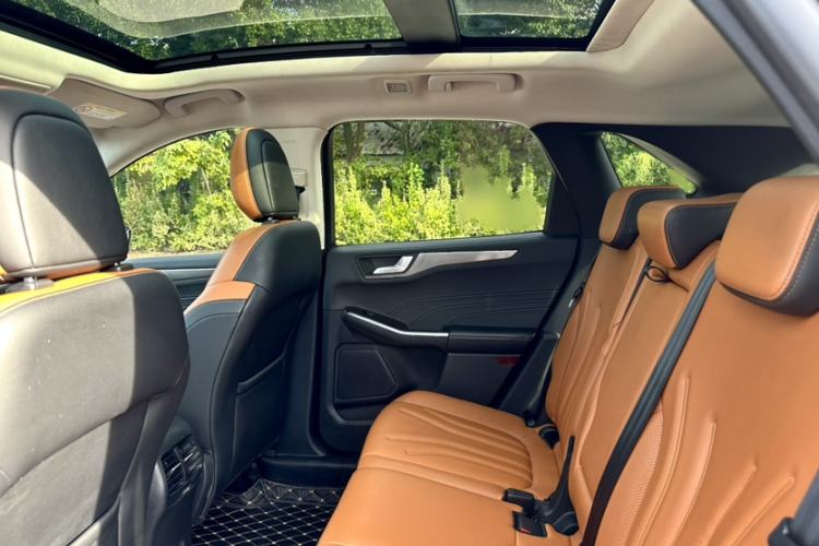 Used Ford Escape 2020 EcoBoost 245 Four-Wheel Drive Luxury Edition
