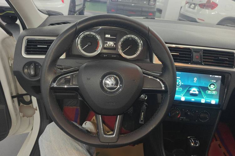 Used Skoda Rapid 2019 1.5L Automatic Comfort Edition China VI Standard
