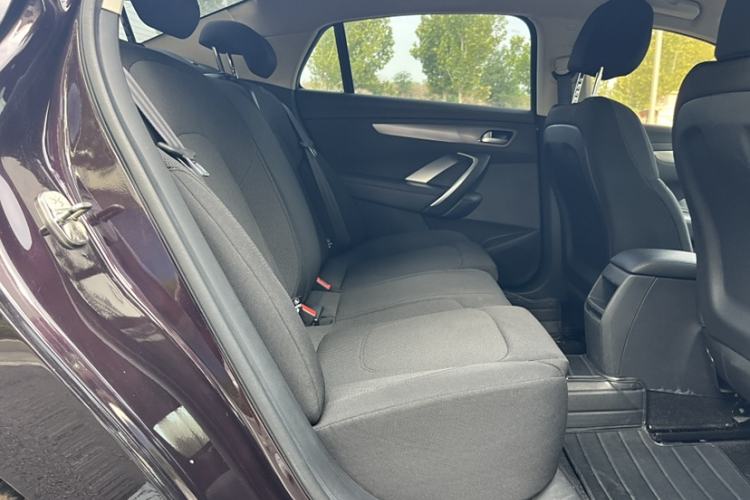 Used  5LS 2014 1.8L automatic Comfort version VTi140
