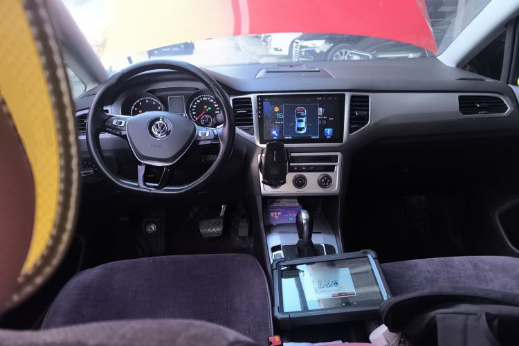 Used Volkswagen Golf Sportsvan 2016 230TSI Automatic Trend Edition
