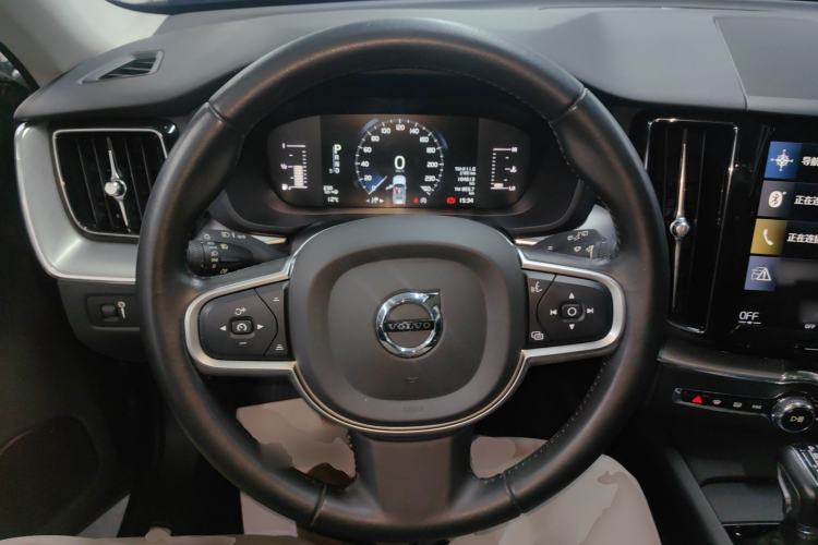 Used Volvo XC60 2020 T5 4x4 Zhiyi Luxury Edition
