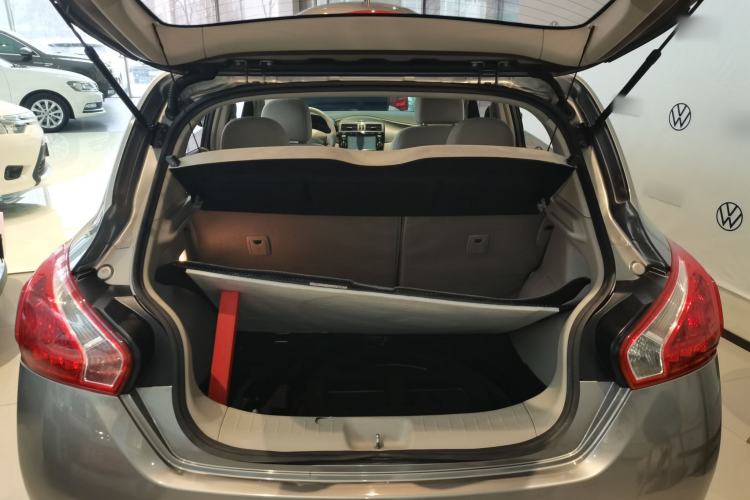 Used Nissan Tiida 2014 1.6L CVT Comfort Model
