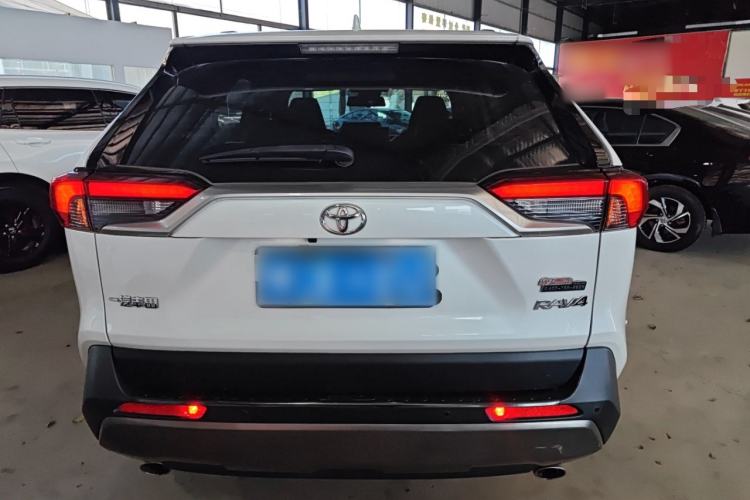 Used Toyota RAV4 2021 2.0L CVT Two-Wheel Drive Prestige Edition
