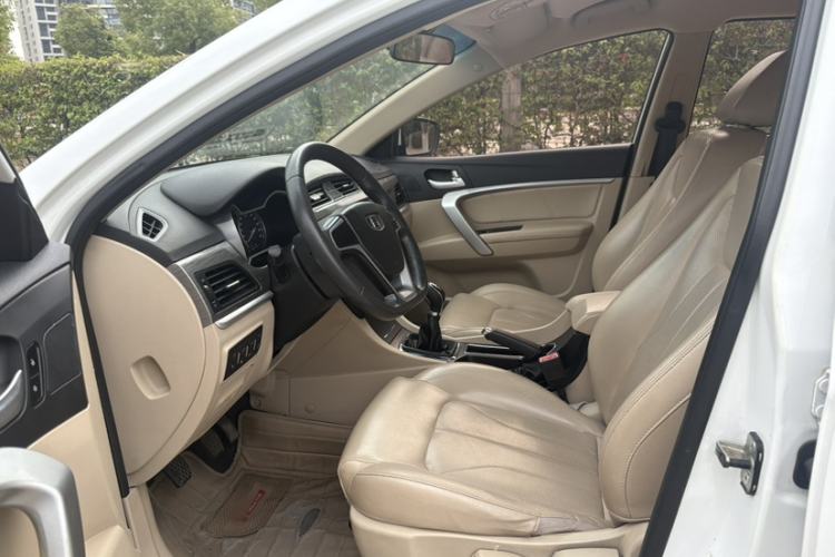 Used Geely Auto Emgrand 2017 Sedan Million Edition 1.5L Manual Luxury Model
