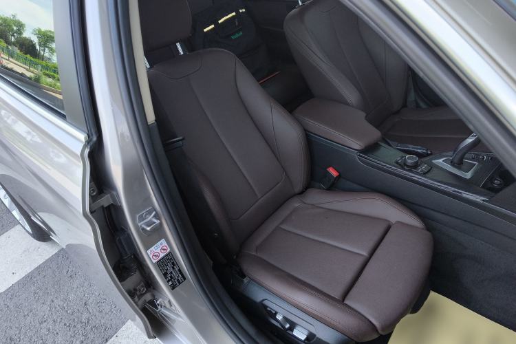 Used BMW 3 Series 2018 320Li Fashion Model
