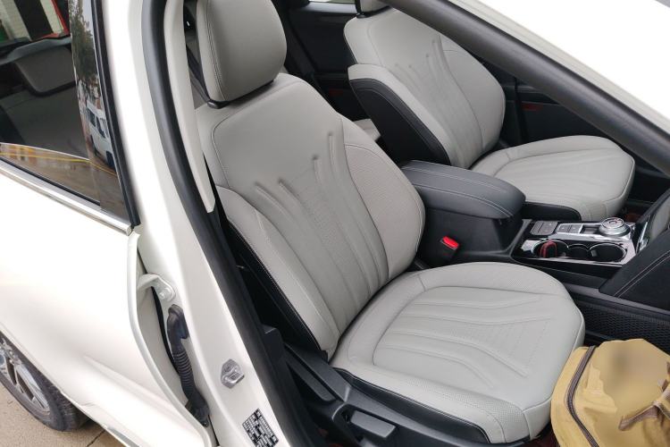 Used Ford Escape 2020 EcoBoost 245 Four-Wheel Drive Luxury Edition