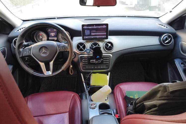 Used Mercedes-Benz GLA 2015 GLA 200 Fashion Model
