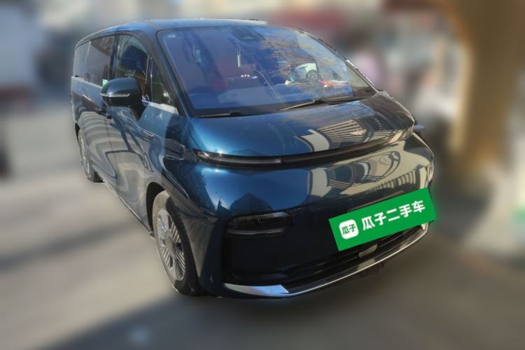 Used  LEVC L380 2024 140-Degree 8-Seater Four-Wheel Drive Max
