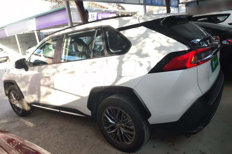 Used Toyota Wildlander 2023 2.0L CVT Four-Wheel Drive Luxury PLUS Edition