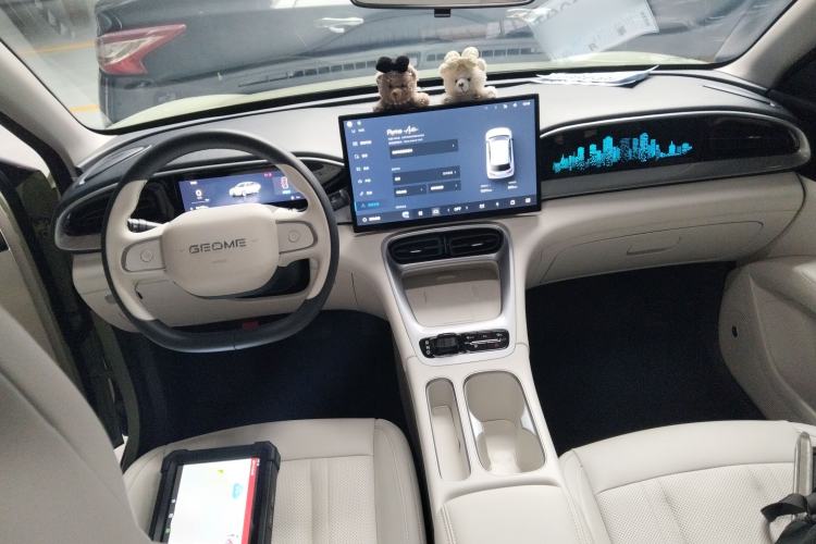 Used  Geome 2025 UP 410km Exploration+ Edition
